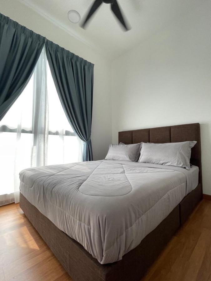 Stayje Putrajaya, 5 Minutes To Ioi City Mall, Wifi , Netflix, Free Parking ภายนอก รูปภาพ